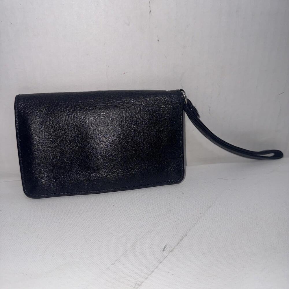 Vintage HOBO INTERNATIONAL Black Patent Leather Folding Wristlet Clutch‎ Wallet